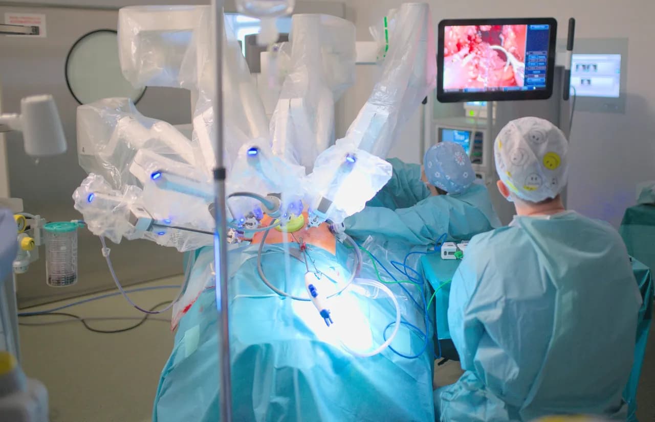 Gdzie wykonać zabieg RIRS na NFZ? Sprawdź dostępność i terminy