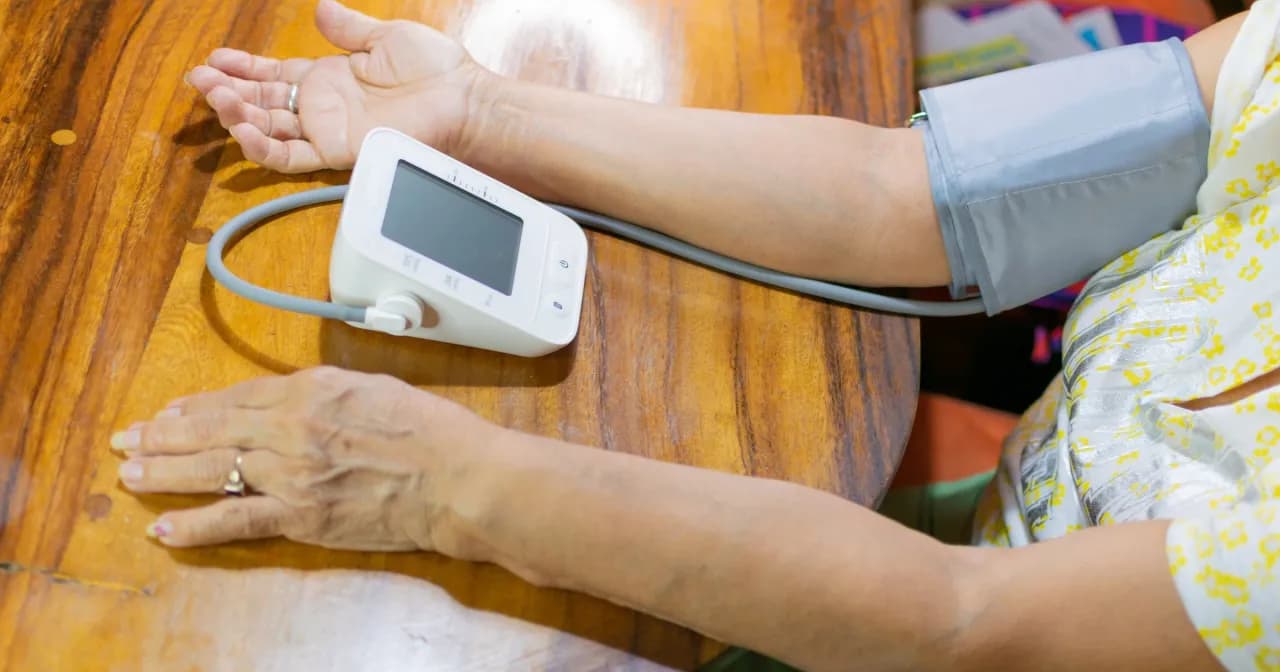 O jakiej porze brać leki na nadciśnienie, aby uniknąć problemów?