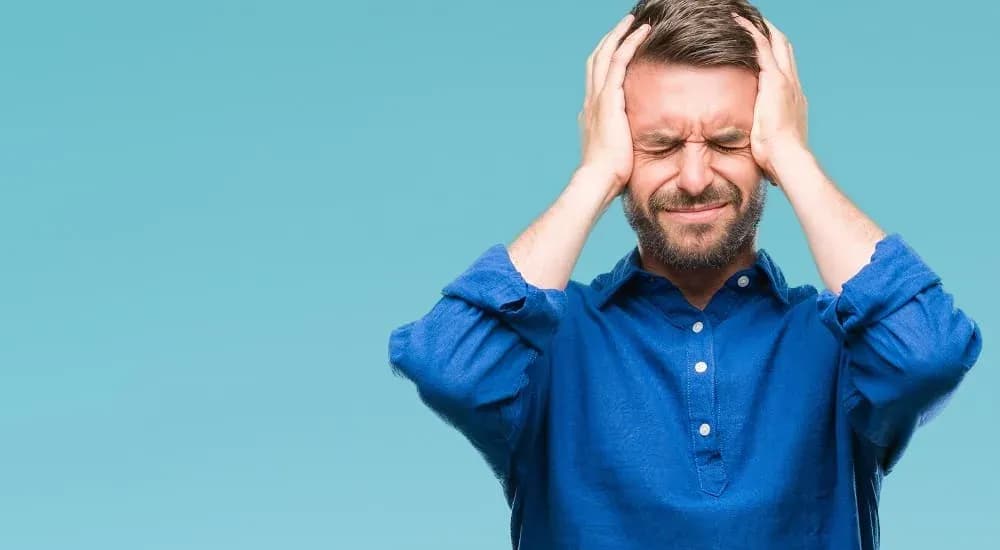 Skuteczne sposoby na ból głowy po alkoholu - uniknij cierpienia